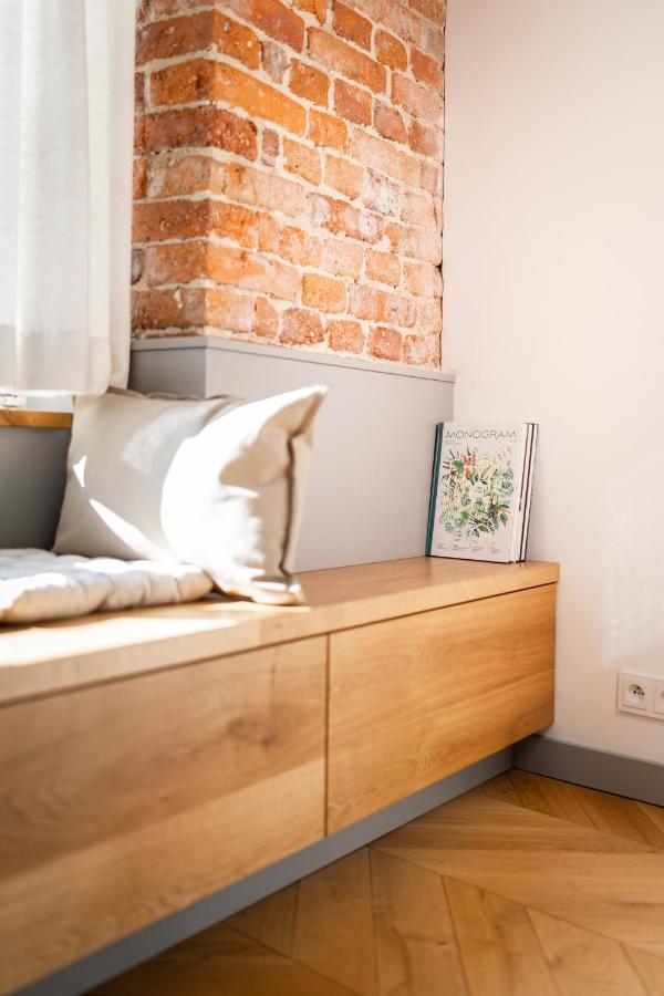 Central Apartamenty 옐레니아구라 외부 사진