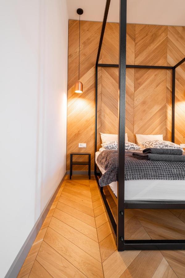 Central Apartamenty 옐레니아구라 외부 사진